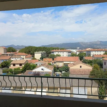 2 Bedrooms, 60 M2, 6 People, Wifi, Quiet, Bright, 5 Mins By Car Apartment La Seyne-sur-Mer