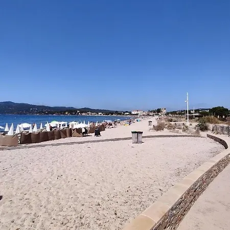 Apartment 2 Bedrooms, 60 M2, 6 People, Wifi, Quiet, Bright, 5 Mins By Car *