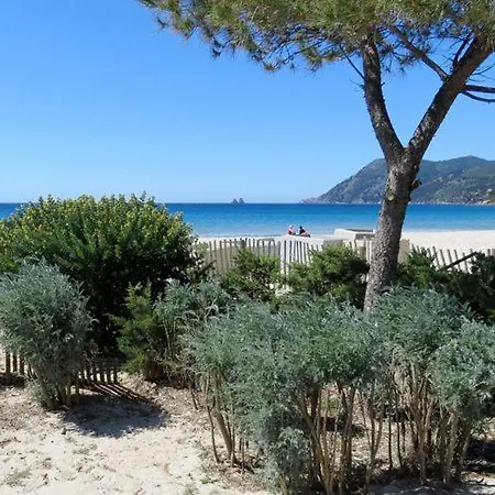 2 Bedrooms, 60 M2, 6 People, Wifi, Quiet, Bright, 5 Mins By Car Apartment *